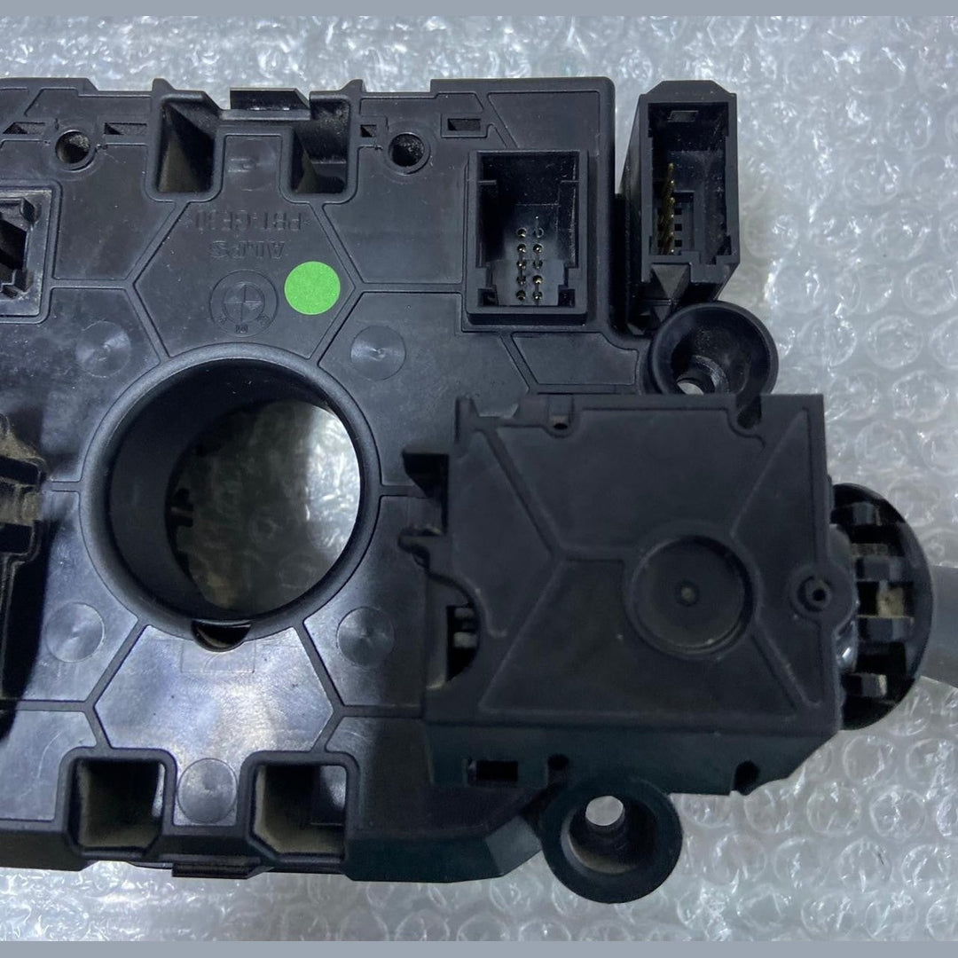 OEM BMW X3 F25 Switch Centre Steering Column Switch Wiper stalk 9305954