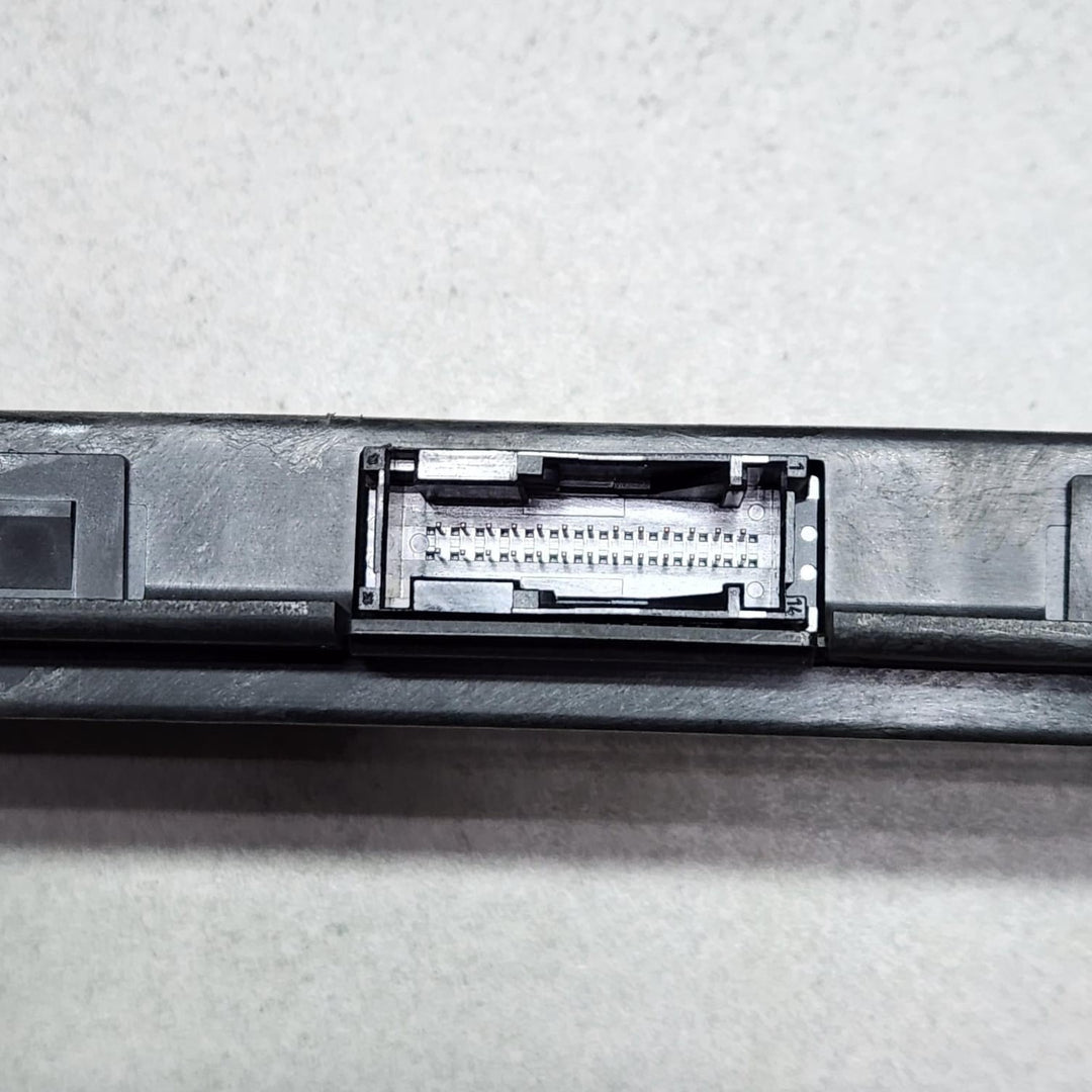 2007-2013 BMW X5 Footwell Light Control Module 6827063 X5 X6 E70 E71