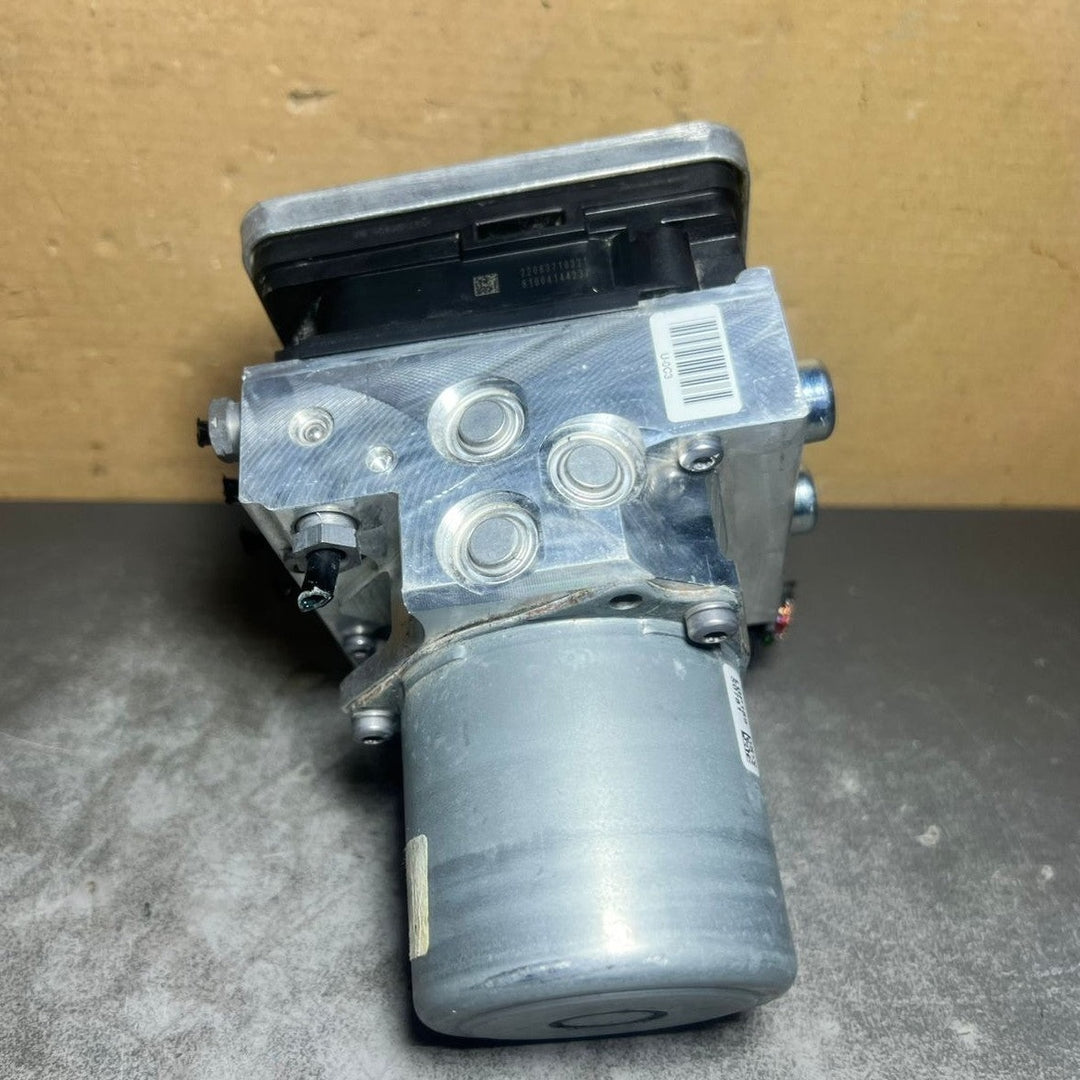 15-20 Mercedes W213 E-Class ABS Anti Lock Brake Pump Module A213 4314901 OEM