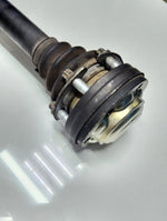 Bild in die Galerieansicht laden, Genuine 2014-2018 BMW X5 Rear Drive Shaft 7564558 F15 (30dX-50iX) and X6 E71 OEM