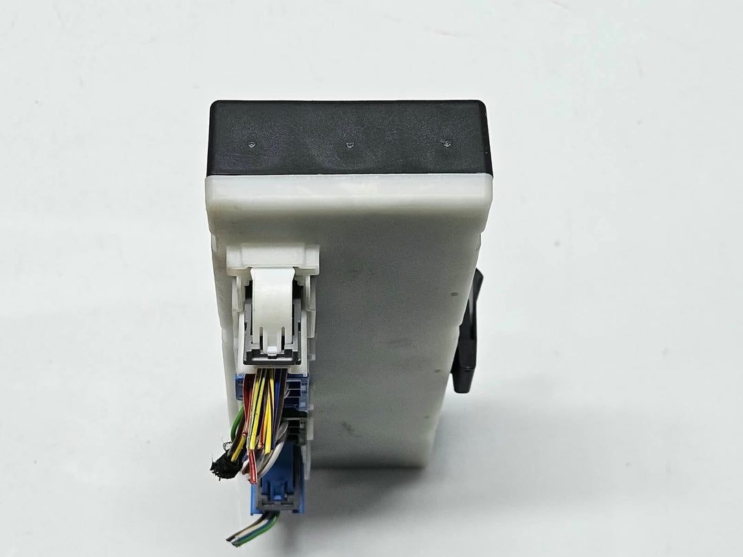 9465565-2019-2025 BMW X7 X5 G05 RHD Tailgate Control Module OEM