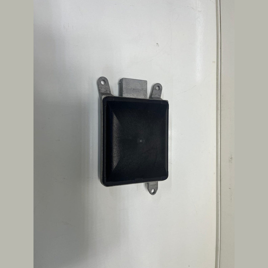 2012-2018 BMW 640i Blind Spot Control Unit 6862476