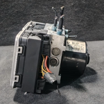 Load image into Gallery viewer, BMW F25 ANTI-LOCK BREAKING SYSTEM ABS MODULE PUMP OEM - 6877726