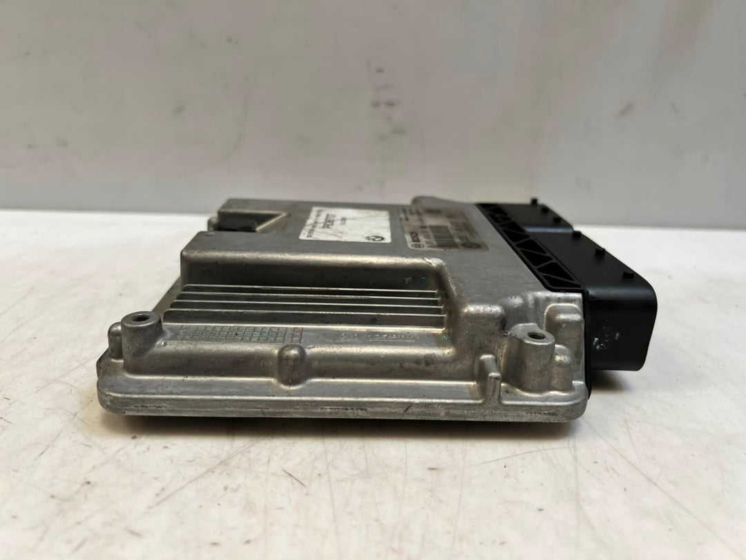 BMW X1 2' 3' F20 F21 F30 F31 F35 F46 Engine Control Unit ECU only DDE 8473185