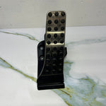 قم بتحميل الصورة إلى عارض الصور، Mercedes W206 C-Class Throttle Pedal Accelerator Module A223 3000100 RHD