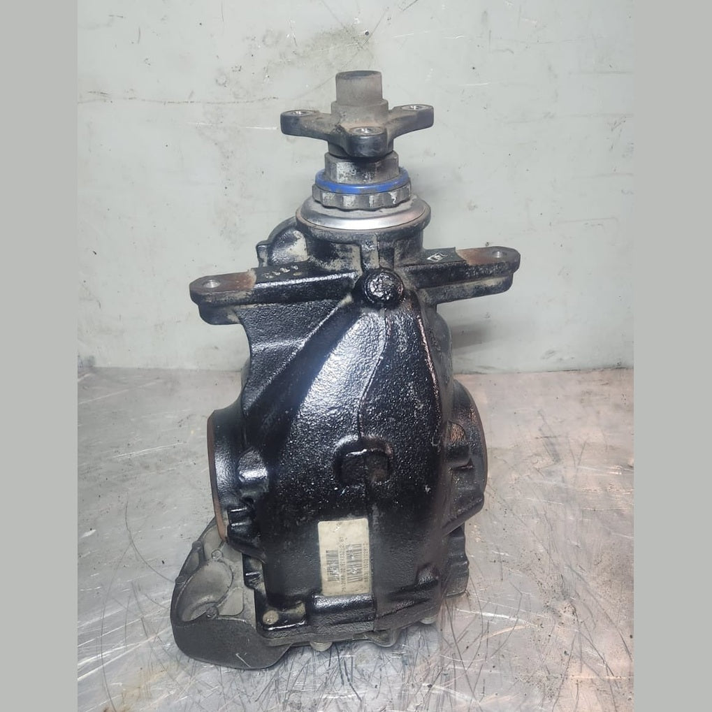 2015-2016 BMW 228i Rear Differential Carrier Assembly 7612168 230i 328i 330 2.81