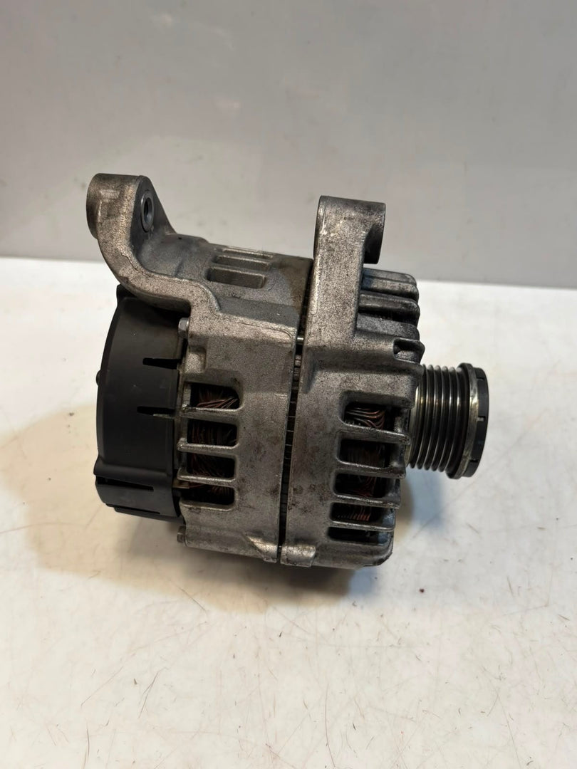 2014-2018 BMW 328d 1' F20 E90 E91 116D 114D Alternator GENERATOR 7823343 OEM