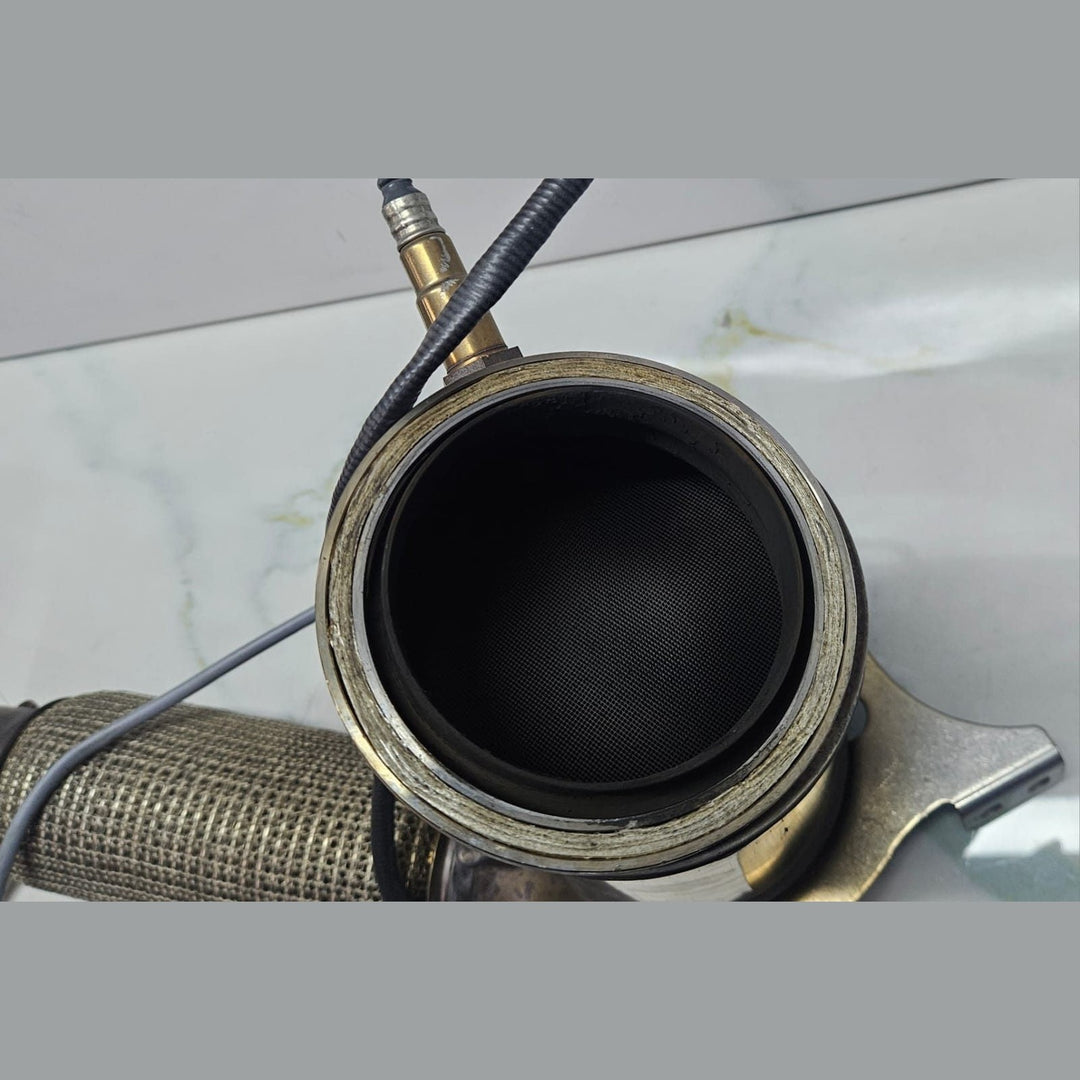 2018-2020 BMW X2 F48 B38 Catalytic Converter 8616302 OEM