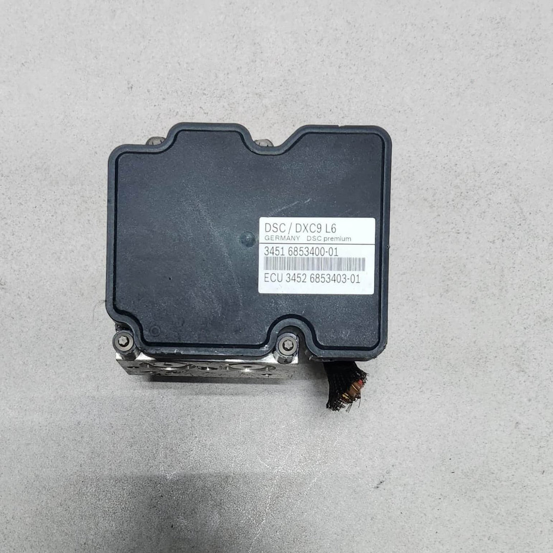 2010-2016 BMW 535i xDrive Abs Pump Module 6853400