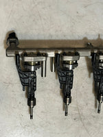 Load image into Gallery viewer, 2019-2022 BMW X3 3 Series G20 G21 High Pressure Fuel Injection Rail 8665633 OEM