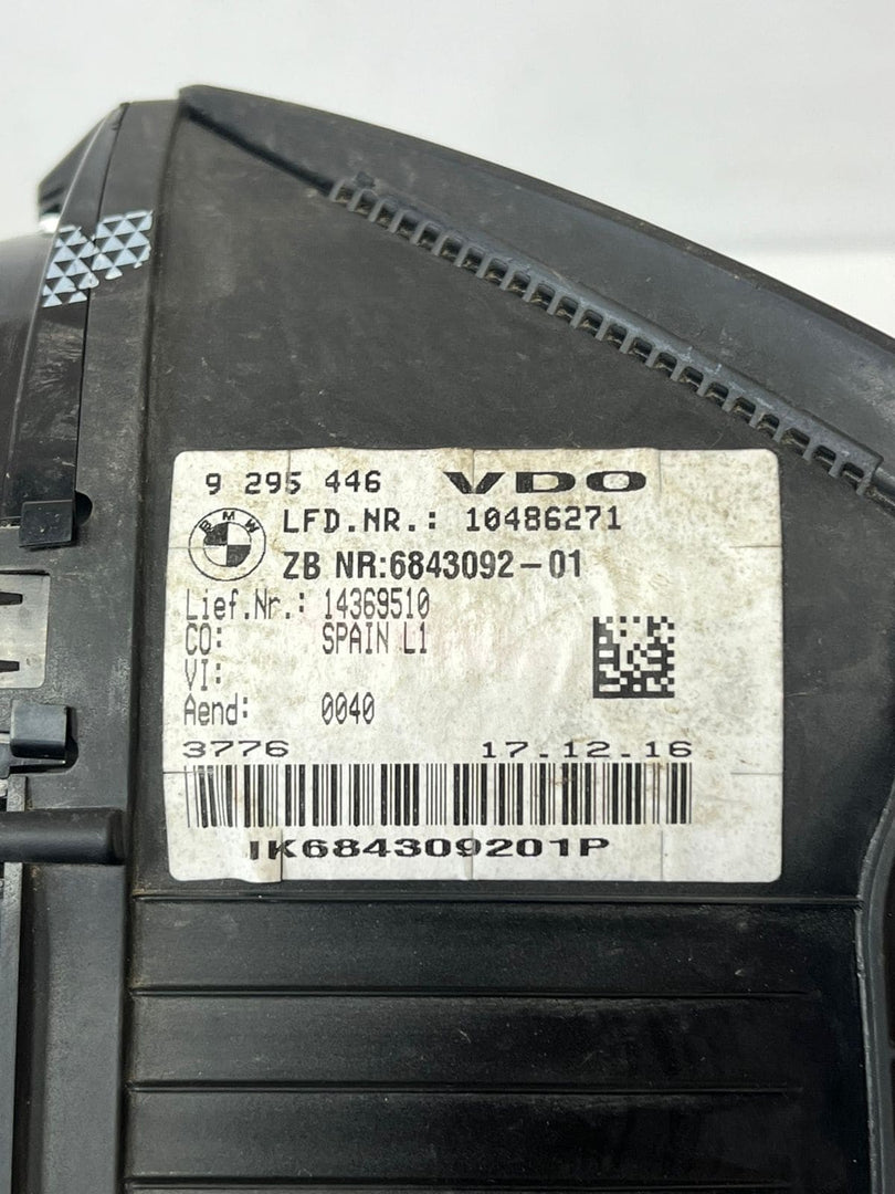 BMW 1 Series F52 sedan SPEEDOMETER Instrument Cluster 6843095 OEM