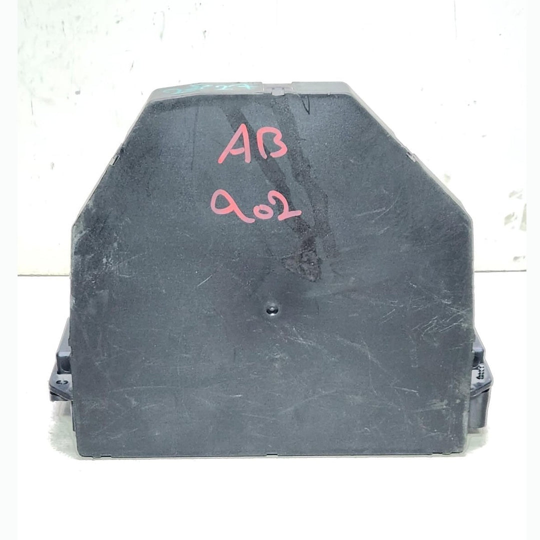 2010-2016 Mercedes-Benz E-Class Front SAM Module Relay Fuse Box A2129002827