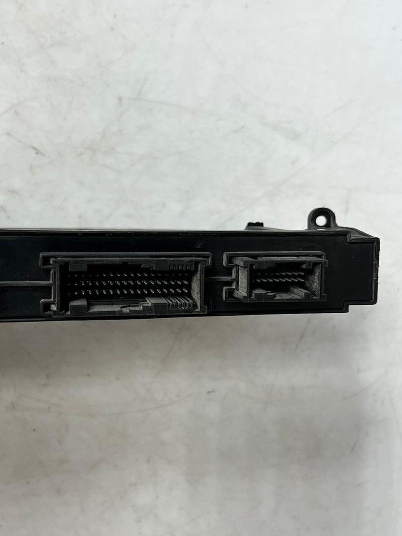 BMW 5 Series F10 F11, 6 Series F12 F13 Junction Box For Electronics 9267468 OEM