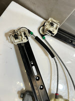 Load image into Gallery viewer, 2004-2007 BMW X3 E83 Front RIGHT Door Window Regulator With Motor 7083011 OEM