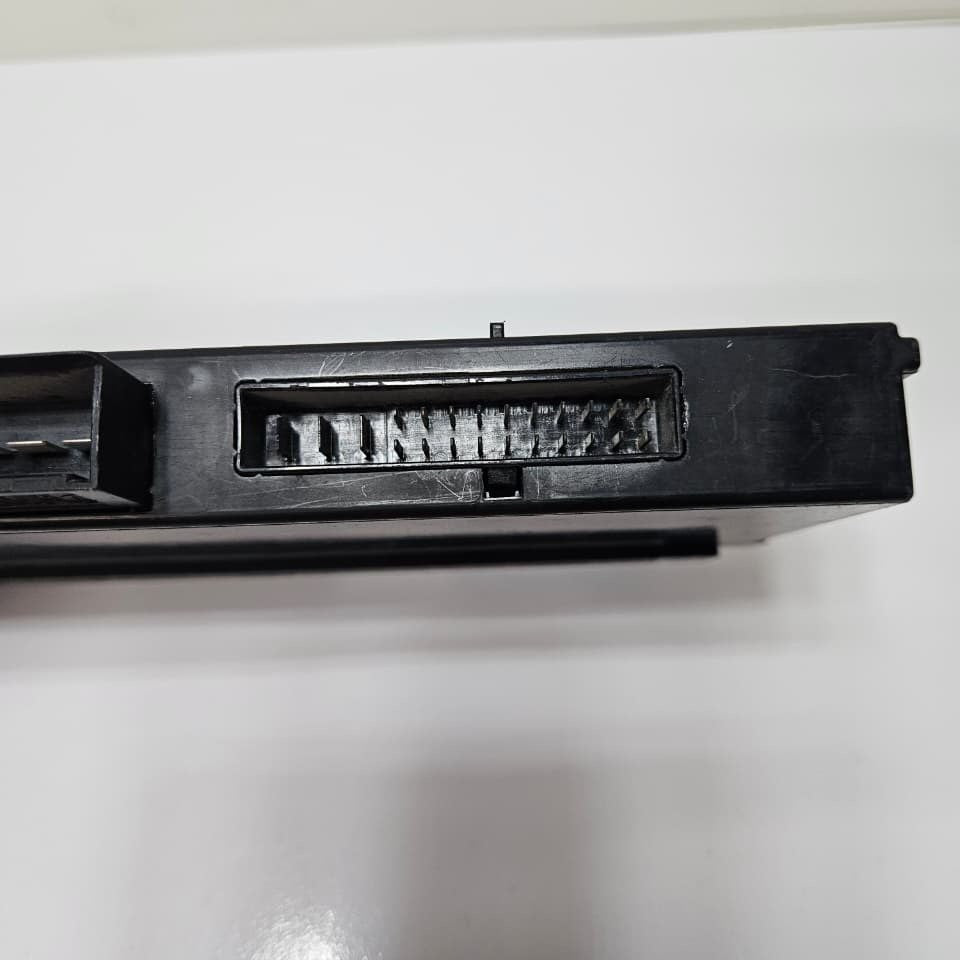 2012 BMW 550i Junction Box Body Control Module 9267466 OEM