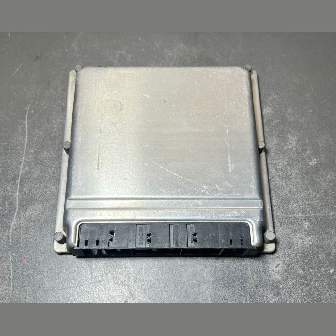 02-09 Mercedes W211 E-Class Engine Control Module Unit ECM ECU A112 1536679 OEM