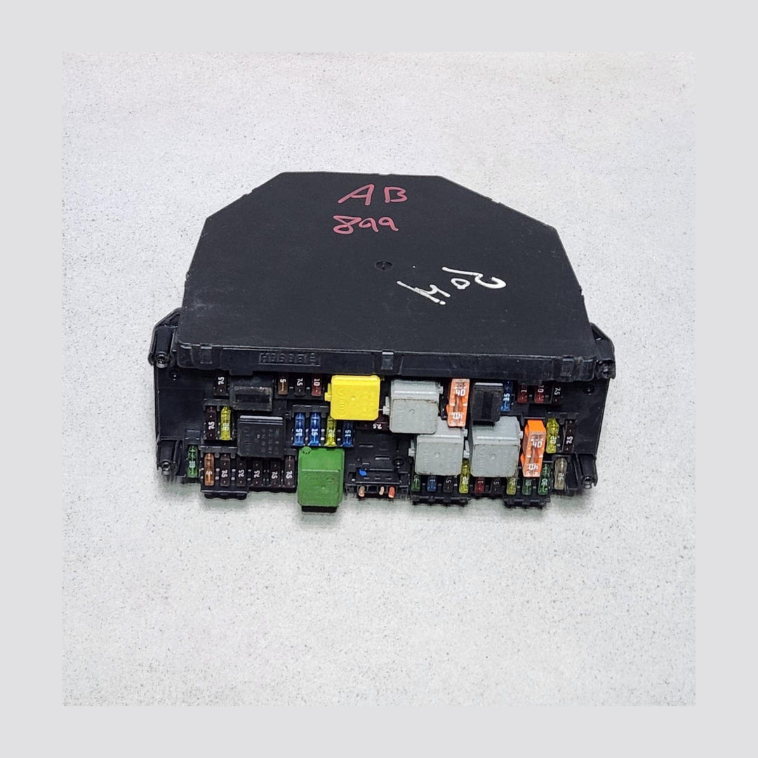 Mercedes-Benz C W204 Control Module Unit Sam Fuse Box A2129005622 