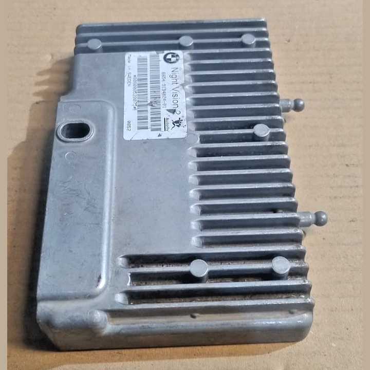 BMW F01 F02 F06 F10 F12 5 6 7 SERIES NIGHT VISION 2 CONTROL UNIT 6654-9194024