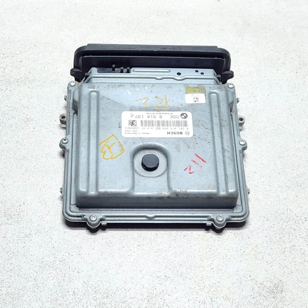 2010-2011 BMW 5 Series Engine Control Unit 8510137 5 Series F10 F11 N47N  OEM
