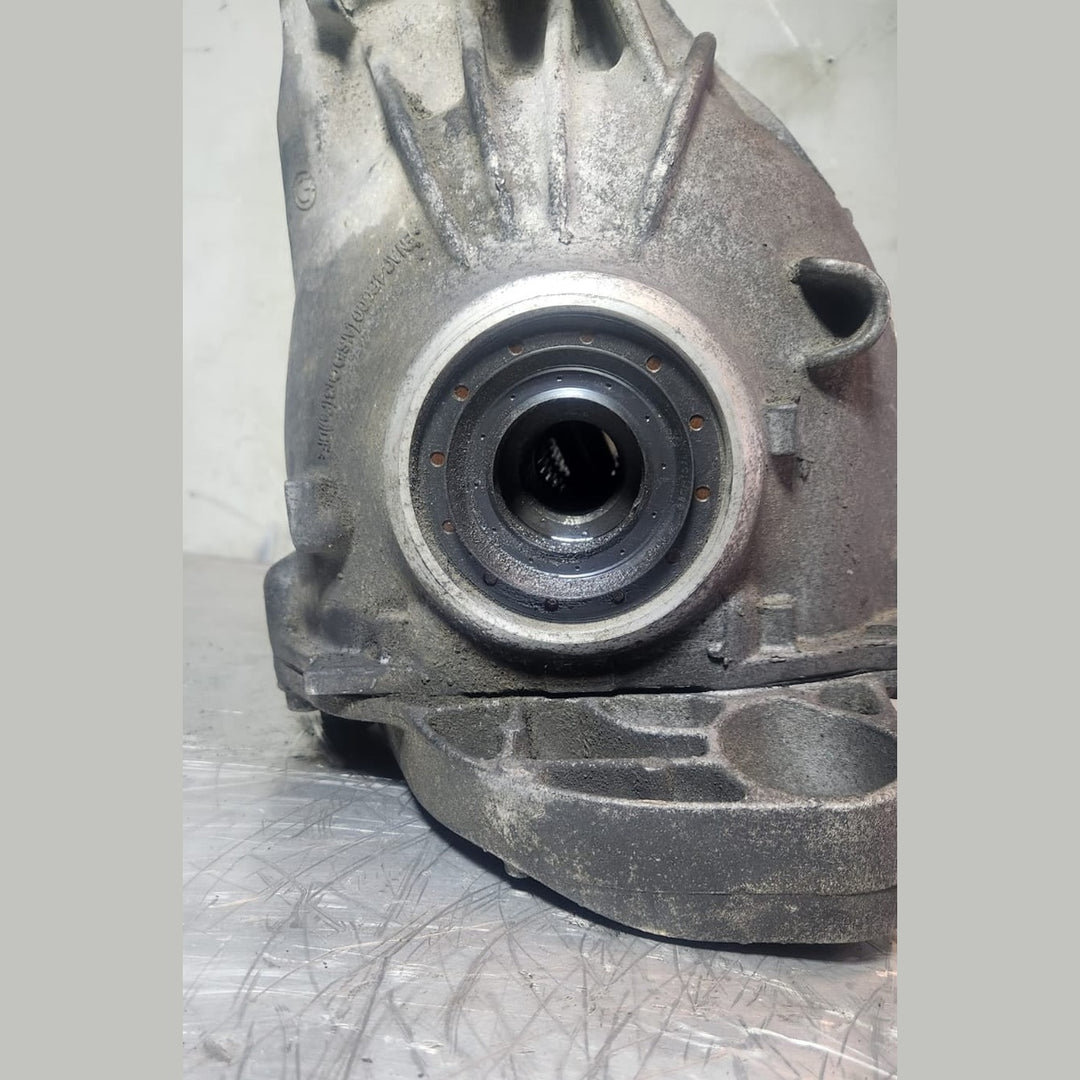 2011 BMW 528i Rear Differential Assembly 7578149 F10 528i and 523i I=3,38