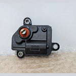 Bild in die Galerieansicht laden, OEM BMW F90 F95 G07 G20 G21 G22 Muffler Exhaust Flap Actuator Motor 8686640