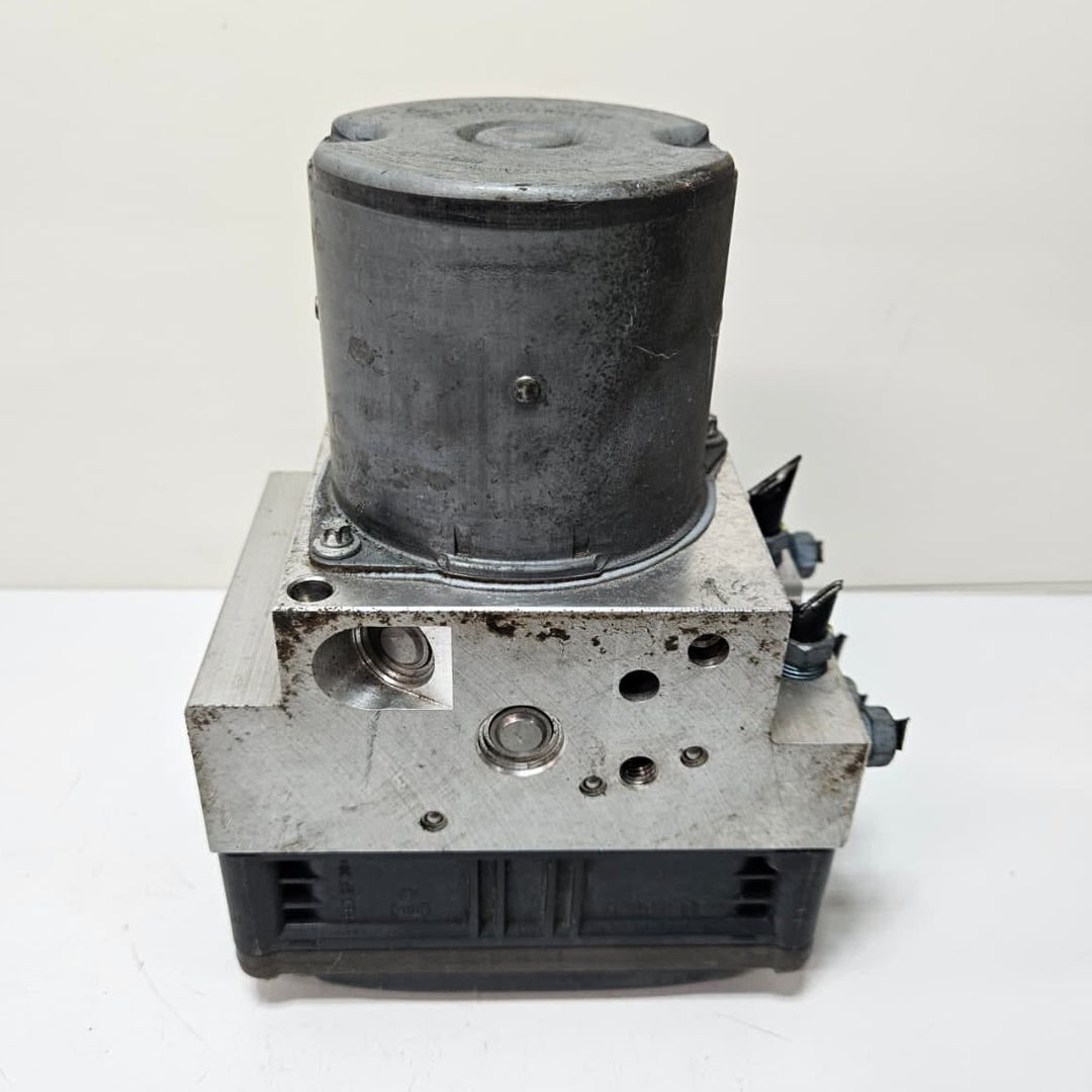 2011-2014 BMW X5 X6 E70 E71 ABS Brake Pump Module 6798284 USED