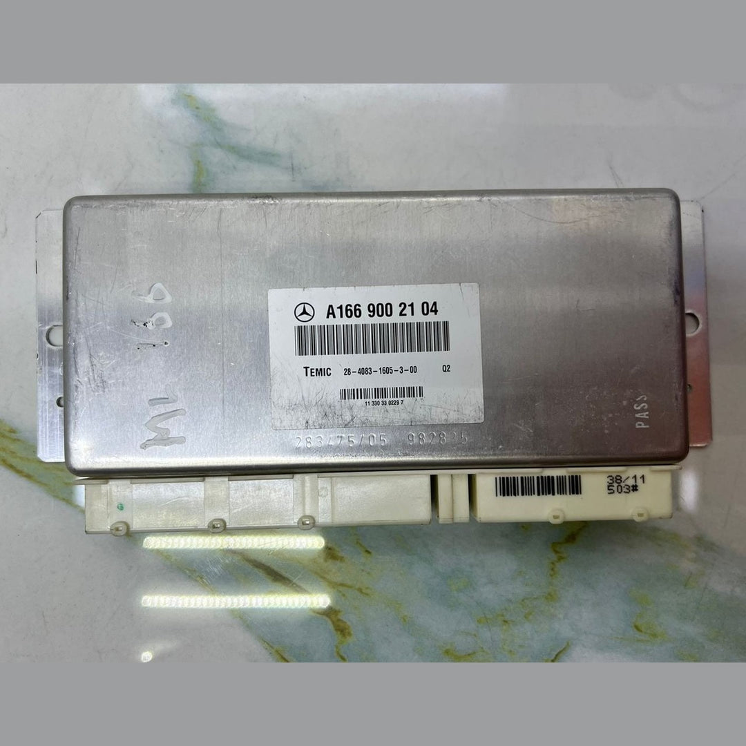2012-2015 Mercedes-Benz ML63 AMG Left Front Seat Control Module A1669002104 W166