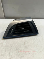 Load image into Gallery viewer, BMW F20 F21 F22 F23 F87 M2 Dashboard Air Vent Right SIDE 9205356 OEM