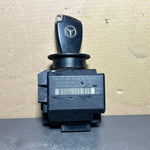 Bild in die Galerieansicht laden, 03-09 Mercedes W211 E-Class Ignition Switch Module Unit W/key A211 5452308