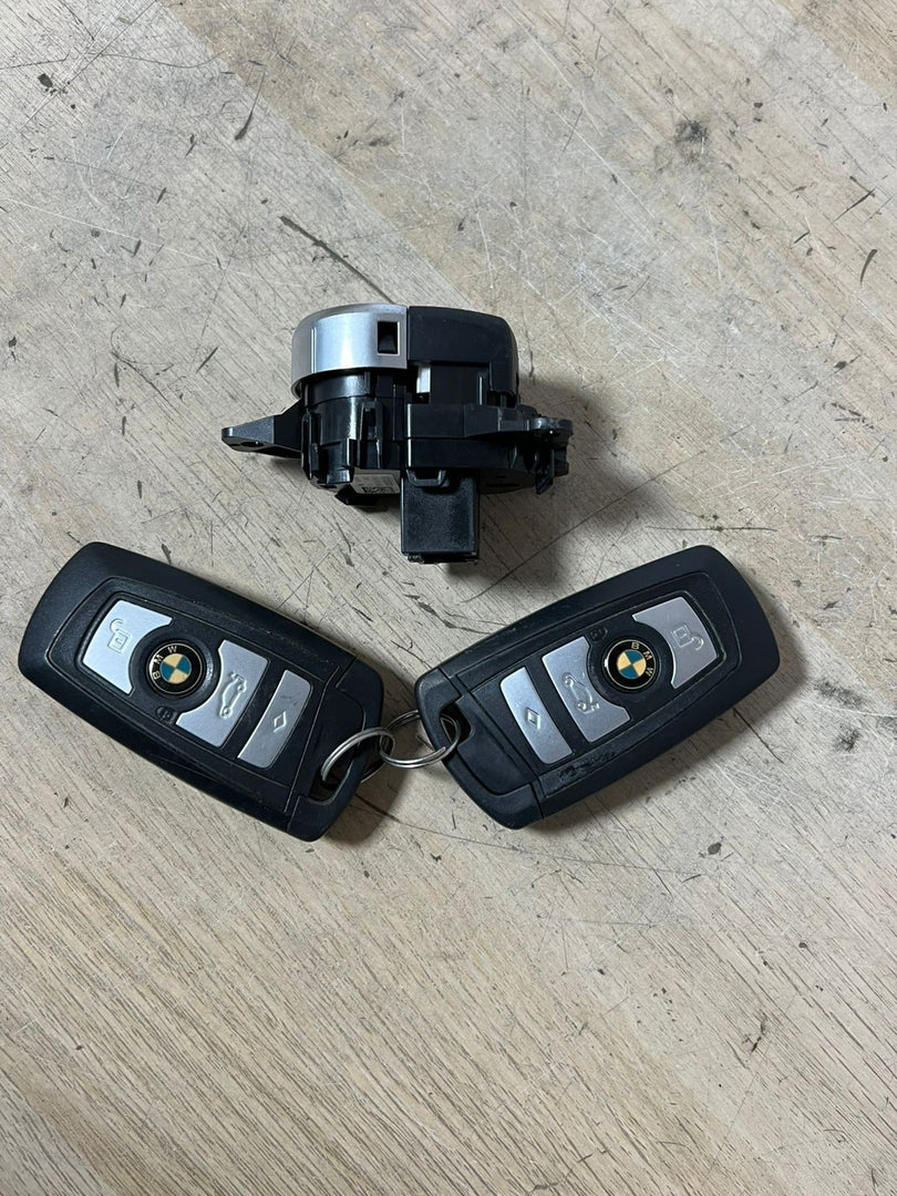 2012-2017 BMW F10 N20 520i Engine Control Unit SET DME+ CAS4 CG + 2KEYs 8606306