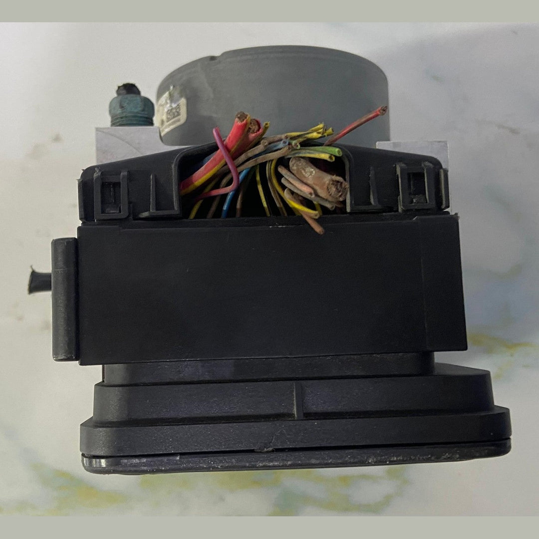 OEM BMW 328i 335i ABS Anti-Lock Brake Pump Module Unit 6868638