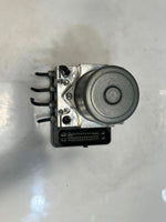 Load image into Gallery viewer, BMW G11 G12 740e ABS Anti-Lock Brake Pump Assembly 6886392 OEM