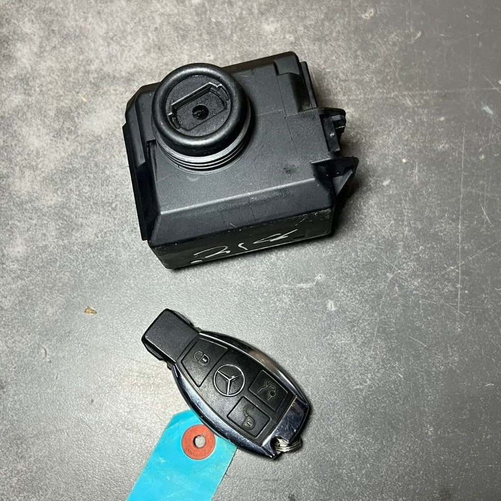 10-16 Mercedes CLS550 W218 Ignition Switch Module Unit W/key A2129056601 OEM
