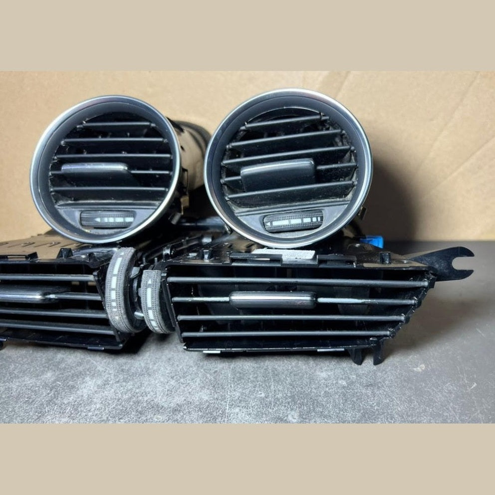 12-14 Mercedes W204 C300 C250 Front Center Dashboard  Heater A/C Air Vent Set