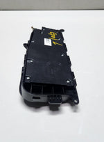 قم بتحميل الصورة إلى عارض الصور، 2020 BMW X3 Seat Adjustment Switch Left 9390111 3 Series G20 G21 OEM