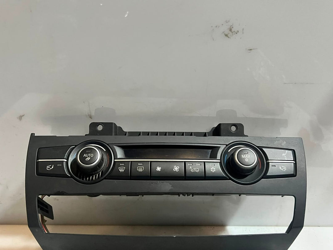 2007-2013 BMW X5 E70 and X6 E71 Climate Control Unit 9193965 OEM