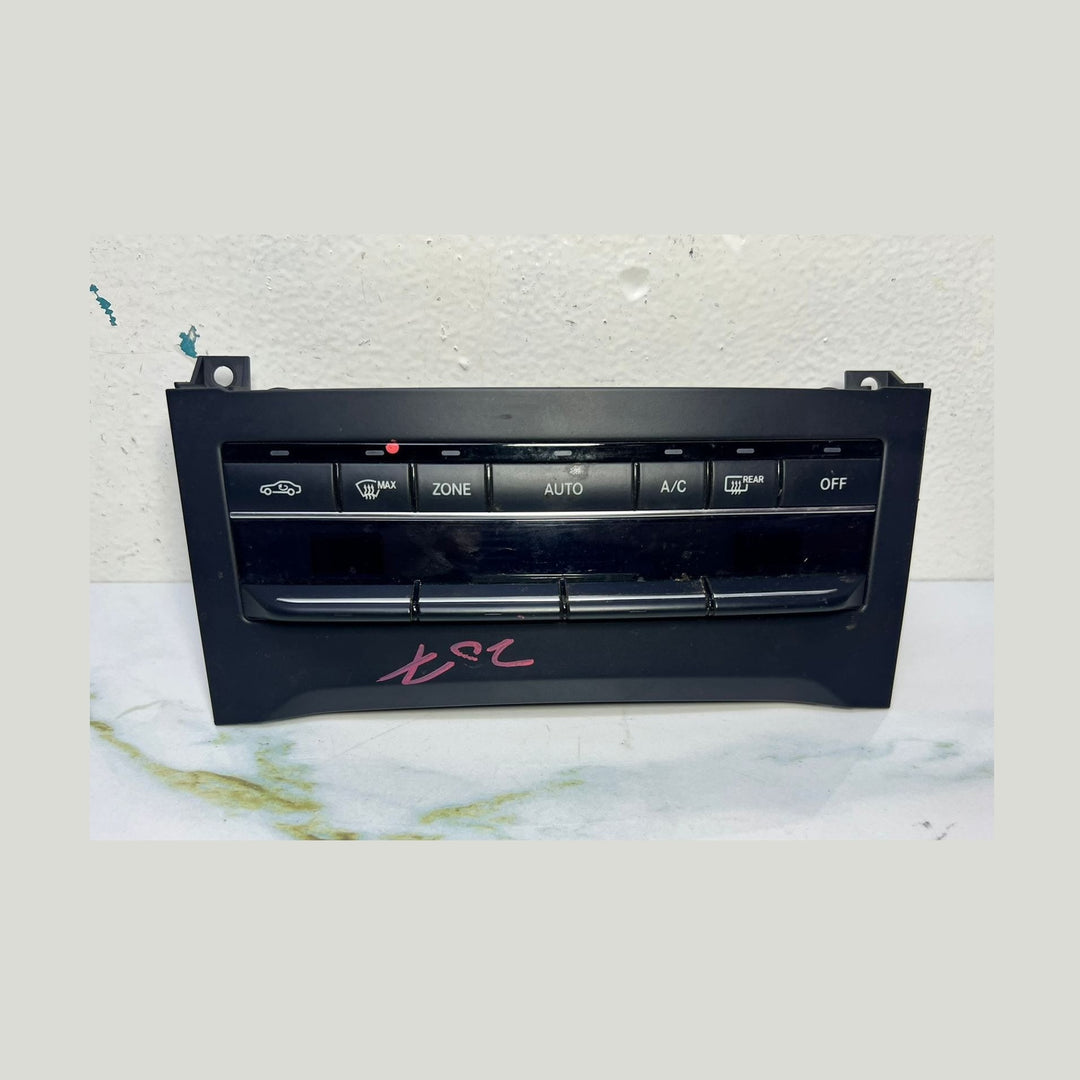2013-2016 Mercedes-Benz E400 Climate Control Unit A2129006527  E-Class W212 E350