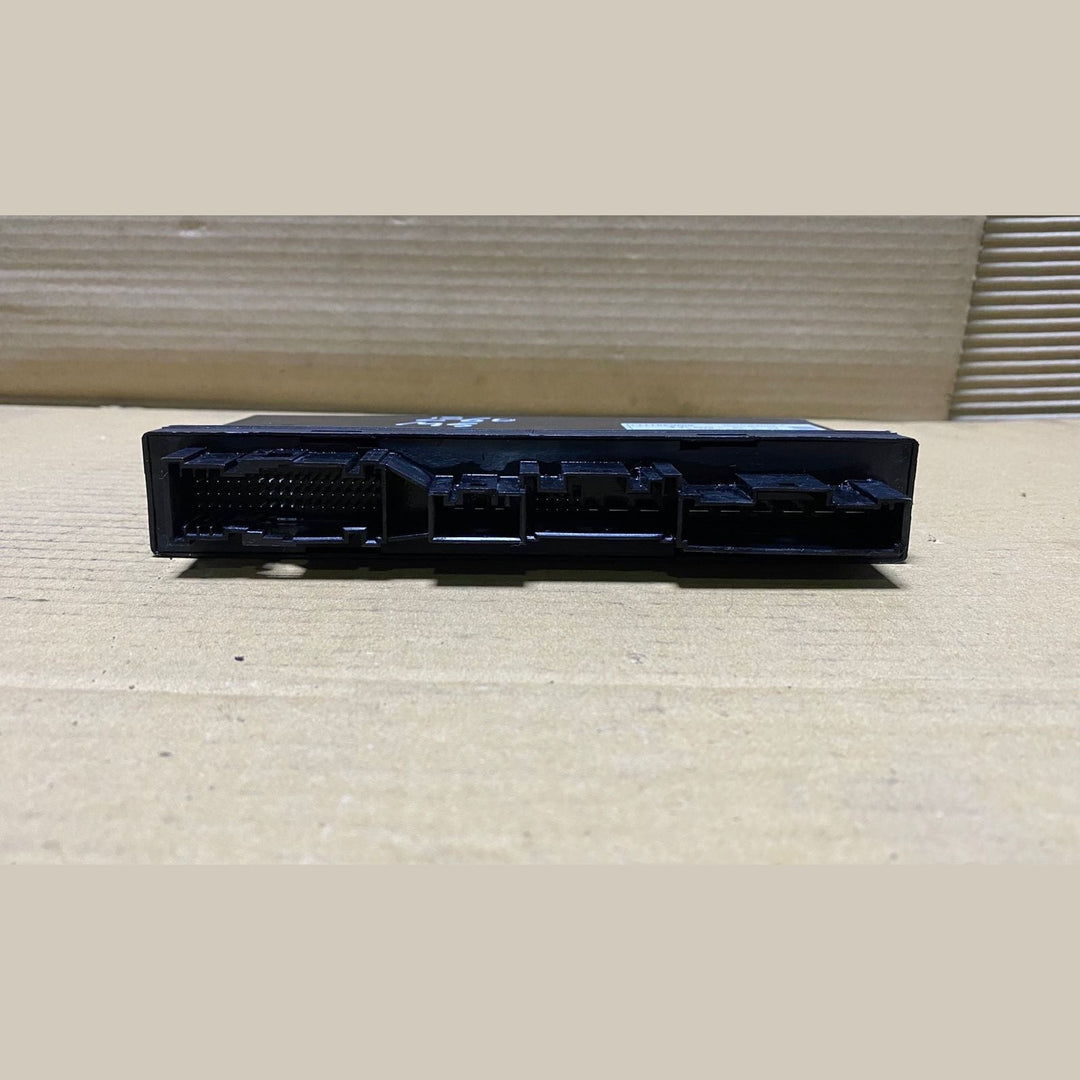 2007 BMW 550i Body Control Module 9114447 5 Series E60 and 6 Series E63