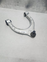 Load image into Gallery viewer, 2018 BMW 540i Front Upper Control Arm 686118502 5 Series G30 G31
