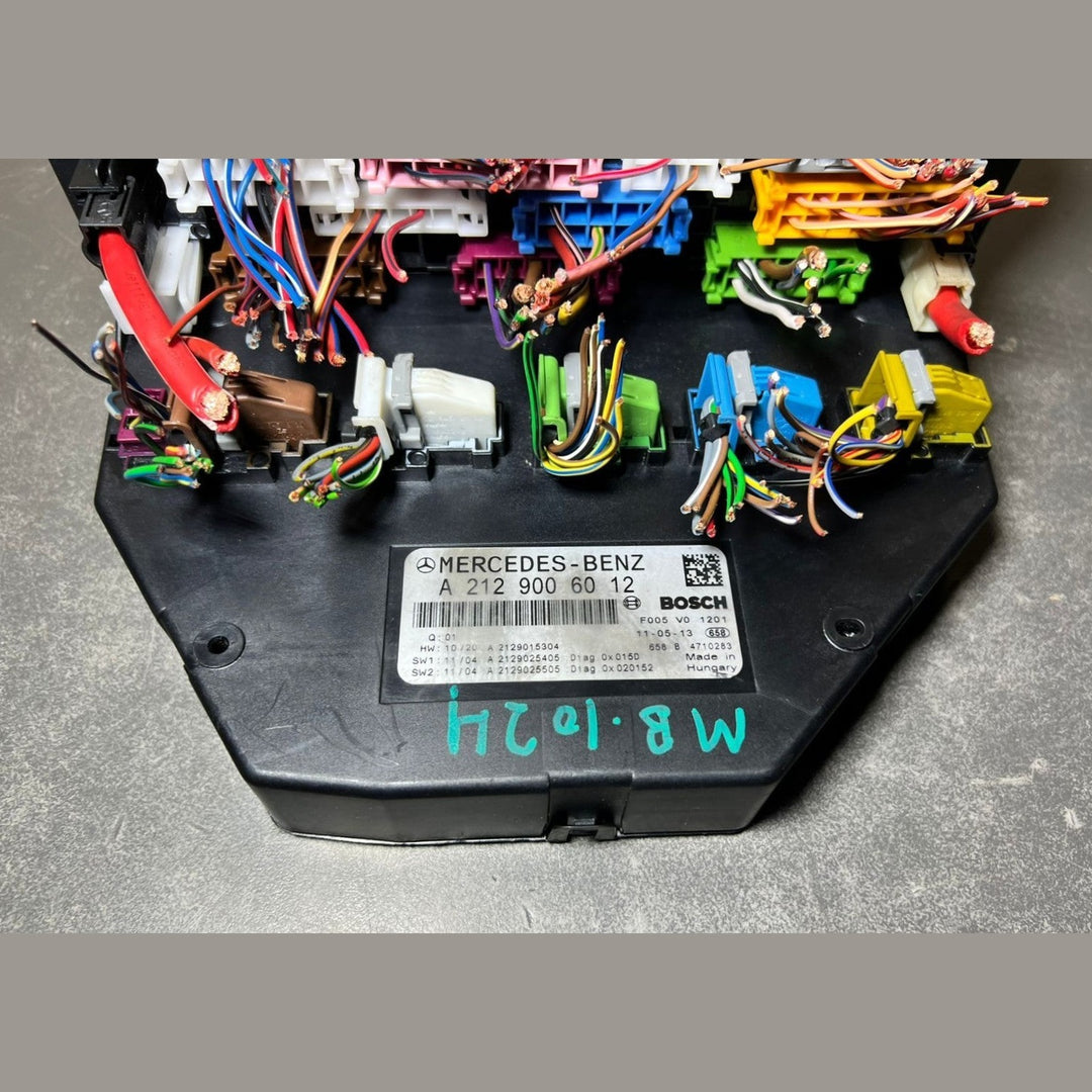 2010-2016 Mercedes W204 W212 C250 E350 Front SAM Module Fuse Box OEM A2129006012
