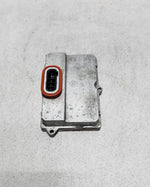 Bild in die Galerieansicht laden, 1998-2004 Mercedes-Benz SLK230 Xenon Headlight Ballast Control Unit 00829000