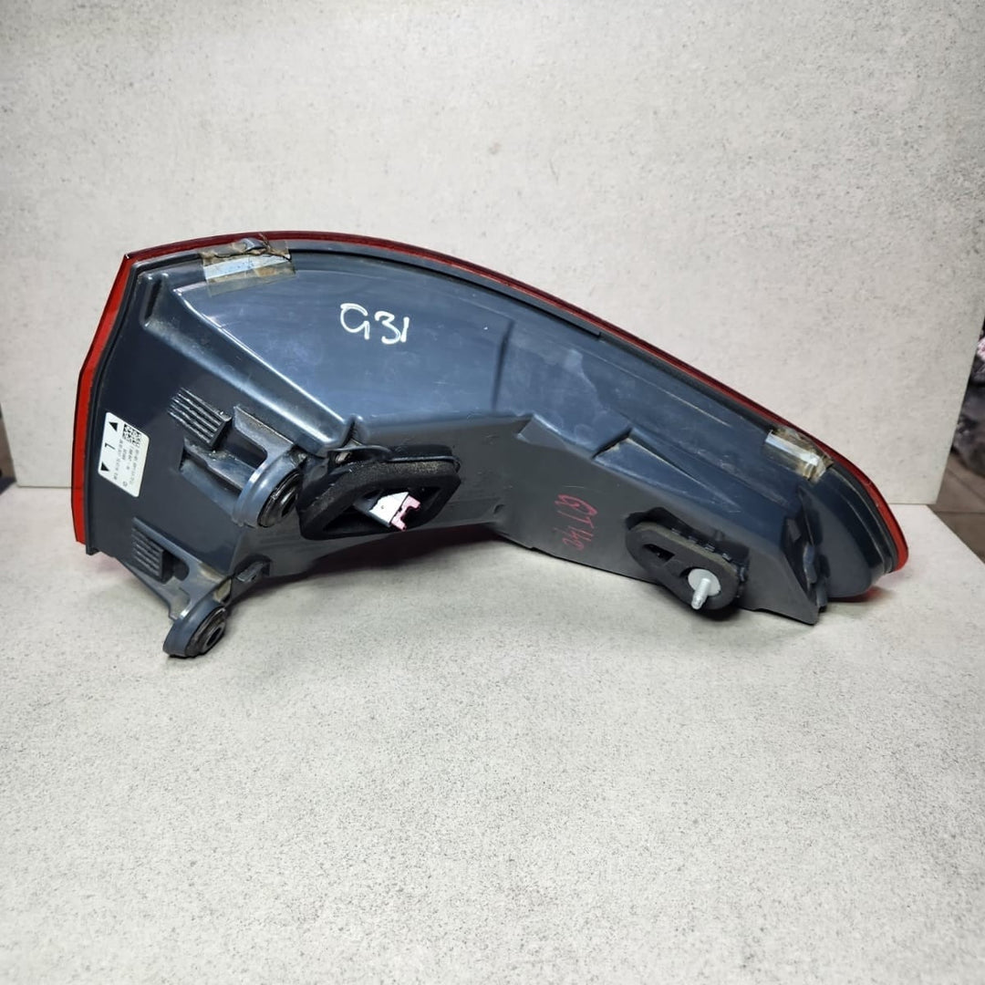 BMW 5 Touring Rear Tail Light Left Outer Led 7388947 5 Series G31