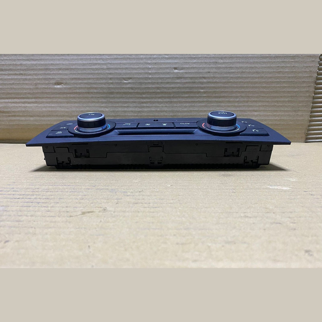 2012-2015 BMW X1 Heater Control Panel 9287625 1 and 3 Series E84 E90 E87 E88