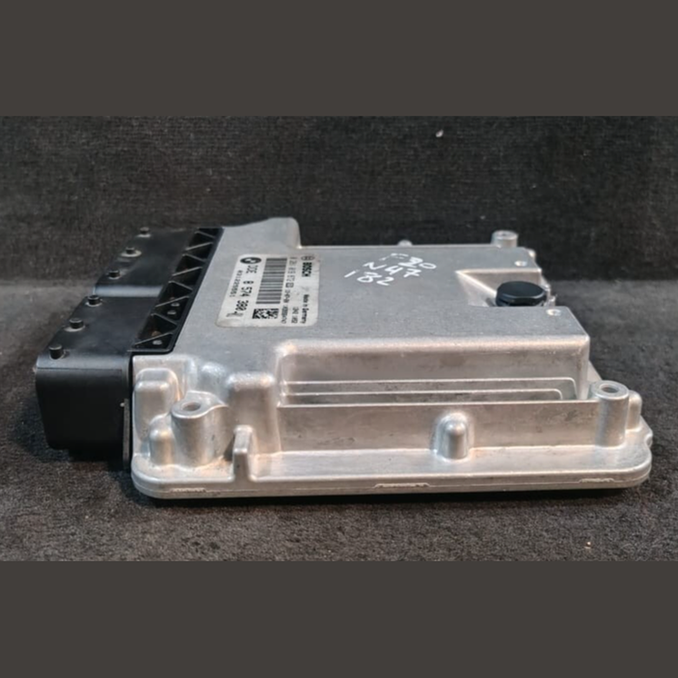 BMW 1 3 5 Series N47N F20 F21 F30 F31 F10 F11  DDE ENGINE CONTROL UNIT  8574380