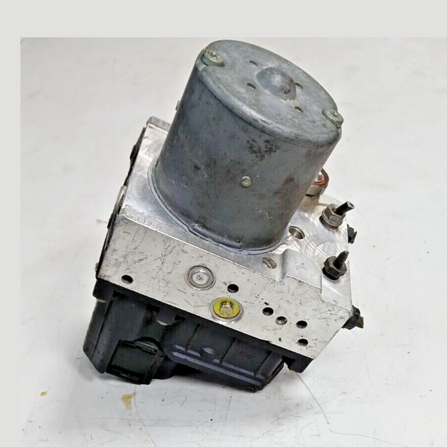 2002 BMW E46 325XI AWD WGN - ABS Anti Lock Brake System - Fits 01-05 OEM 6759850