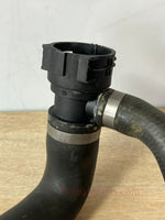Bild in die Galerieansicht laden, 08-19 BMW E70 F71 F16 F15 X5 3.0L ENGINE COOLANT RADIATOR UPPER HOSE TUBE OEM