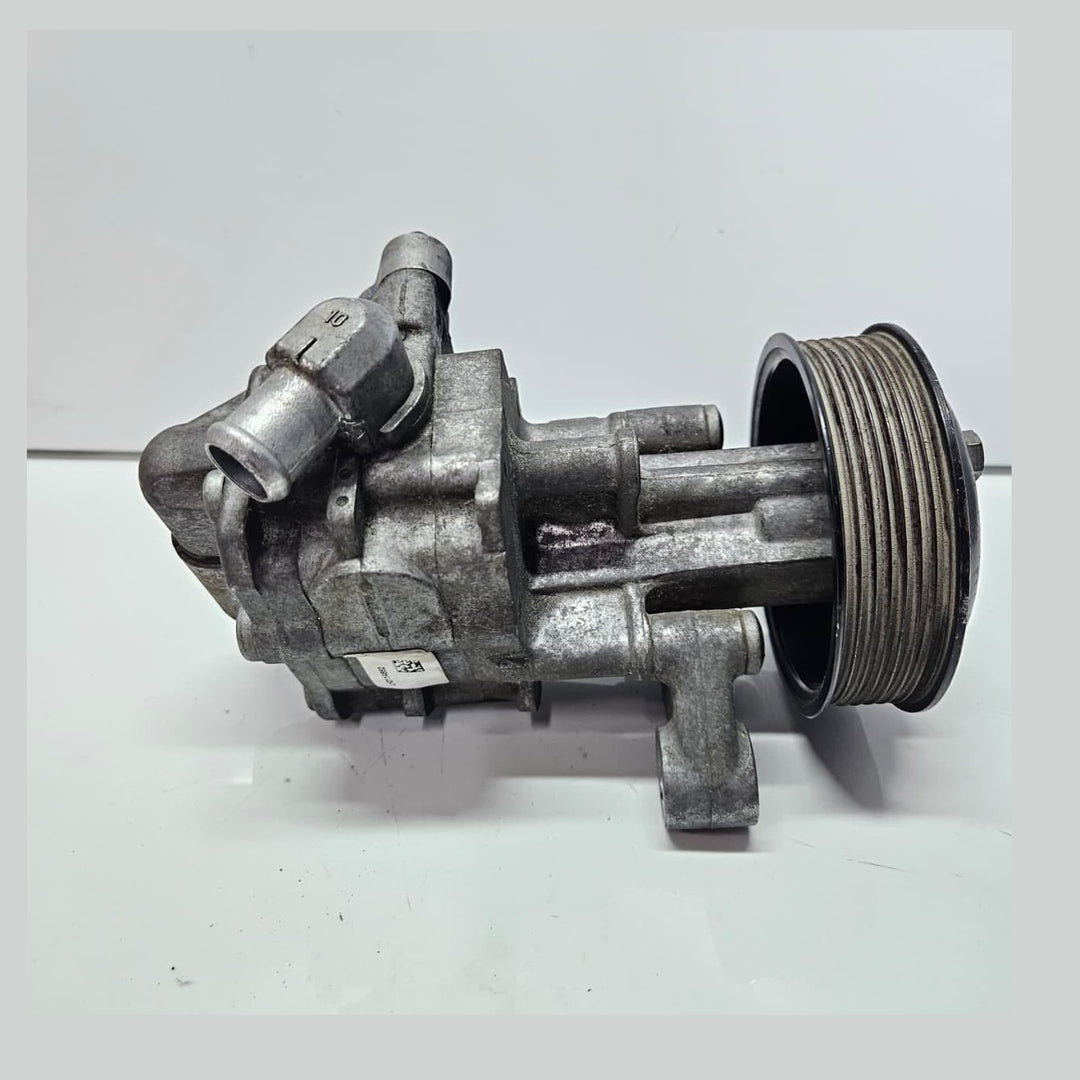 6796456-2010-2013 BMW X5 E70 X6 E71 4.4L GAS N63 Engine Power Steering Pump OEM