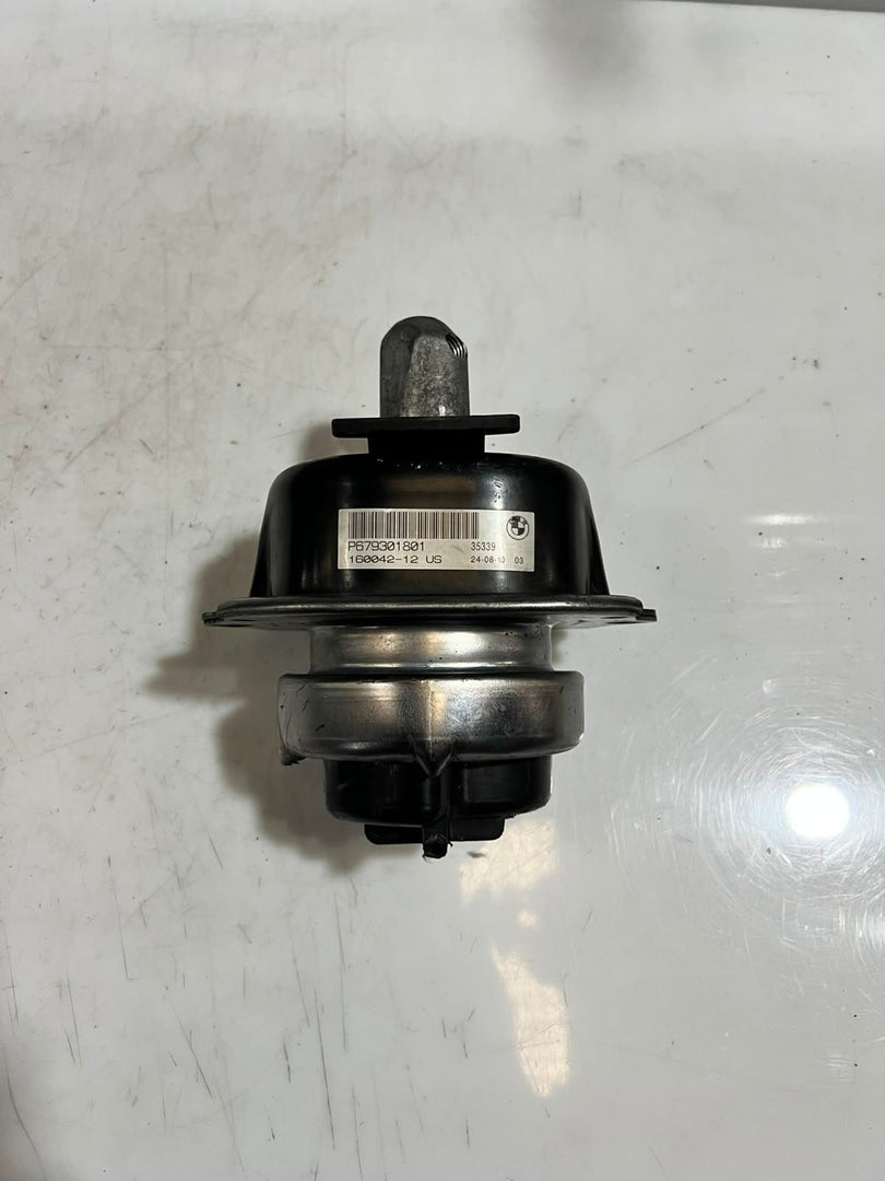 2010-2016 BMW X5 E70 and F15 X6 Engine Mount Bracket UNDERWEAR 16004212 OEM