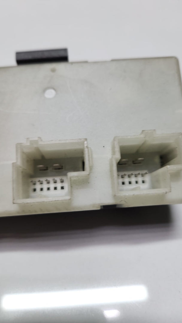 2016-2020 BMW 740i Tailgate Control Module 7481045 7 Series G11 G12 OEM
