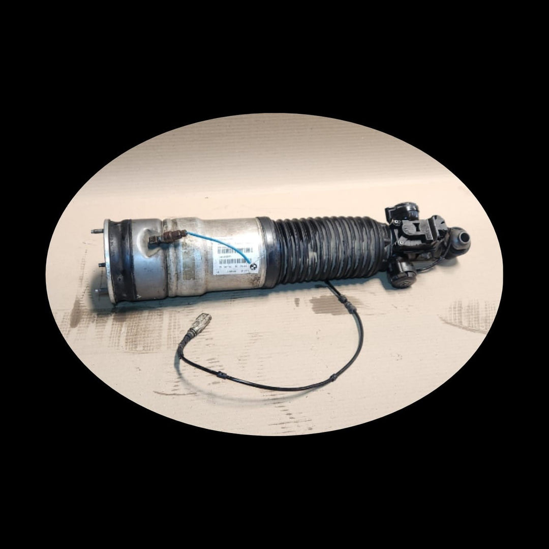 2013-15 BMW 740i 7 Seri F01 F02 F03 F04 Rear Left Air Suspension Strut 6858811 